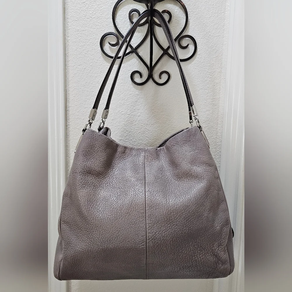 Coach Pebbled Leather Madison Phoebe In Taupe Preloved - Picture 4 of 16